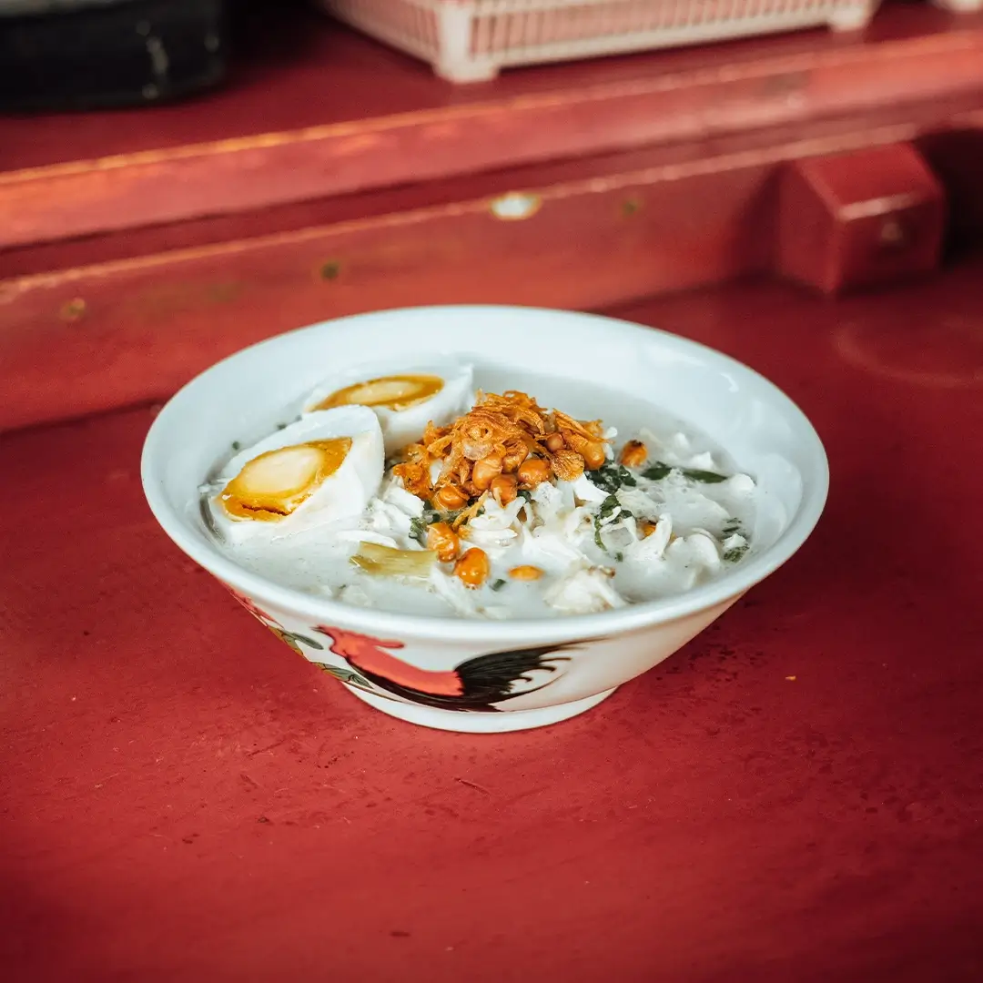 Curated local & international culinary experiences.