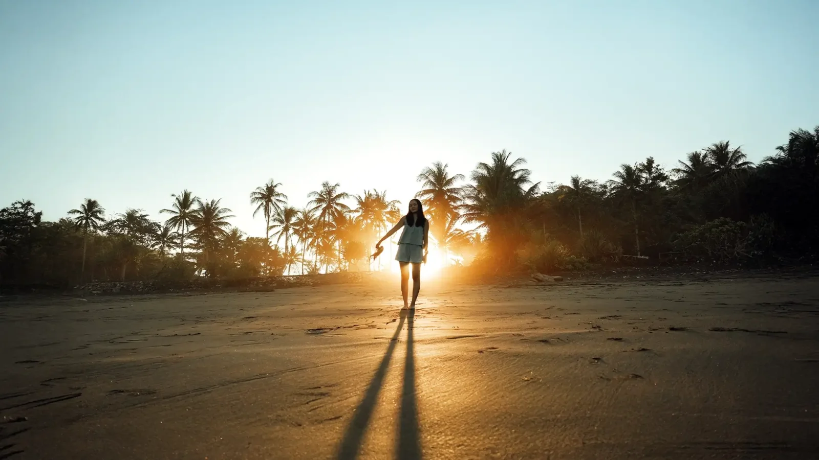 Uncommon journeys across Indonesia, crafted as ethical small-group adventures with local impact.