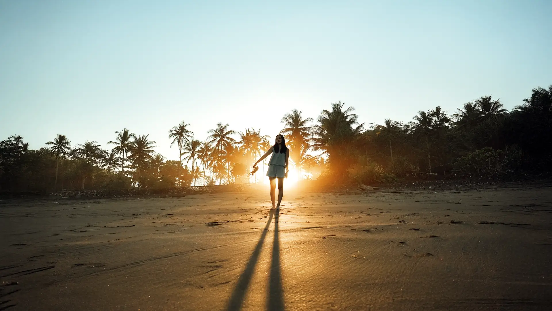 Uncommon journeys across Indonesia, crafted as ethical small-group adventures with local impact.